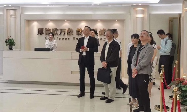 国家文旅部专家莅临集团指导工作