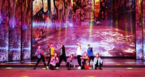 别开生面的“秘境春晚”