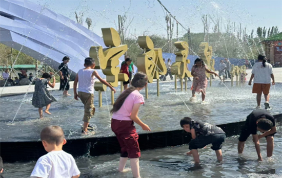 宗郎灵泉景区焕新归来,《冰川之珠》实景秀引千人打卡